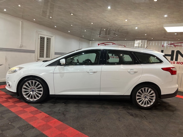 Used Ford Focus 2013 for sale - 76227412: Photo 5