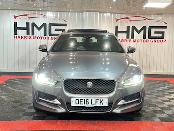 Used Jaguar XE 2016 for sale - 78362481: Photo