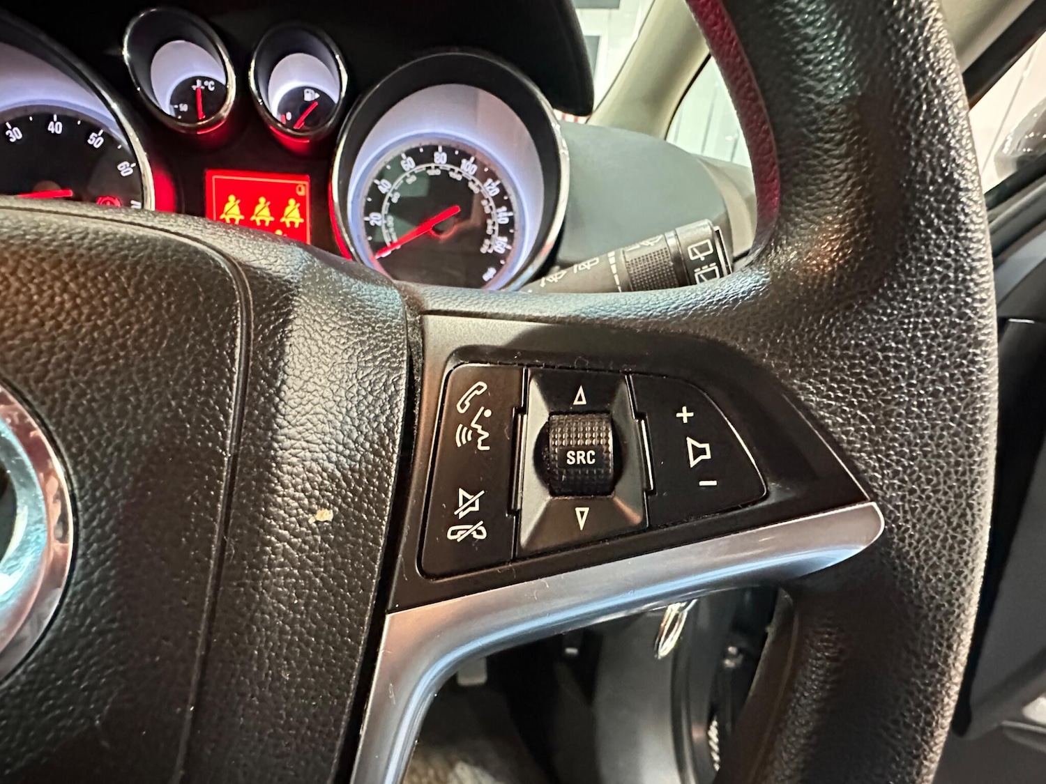 Used Vauxhall Zafira Tourer for sale - 77611913: Photo 34