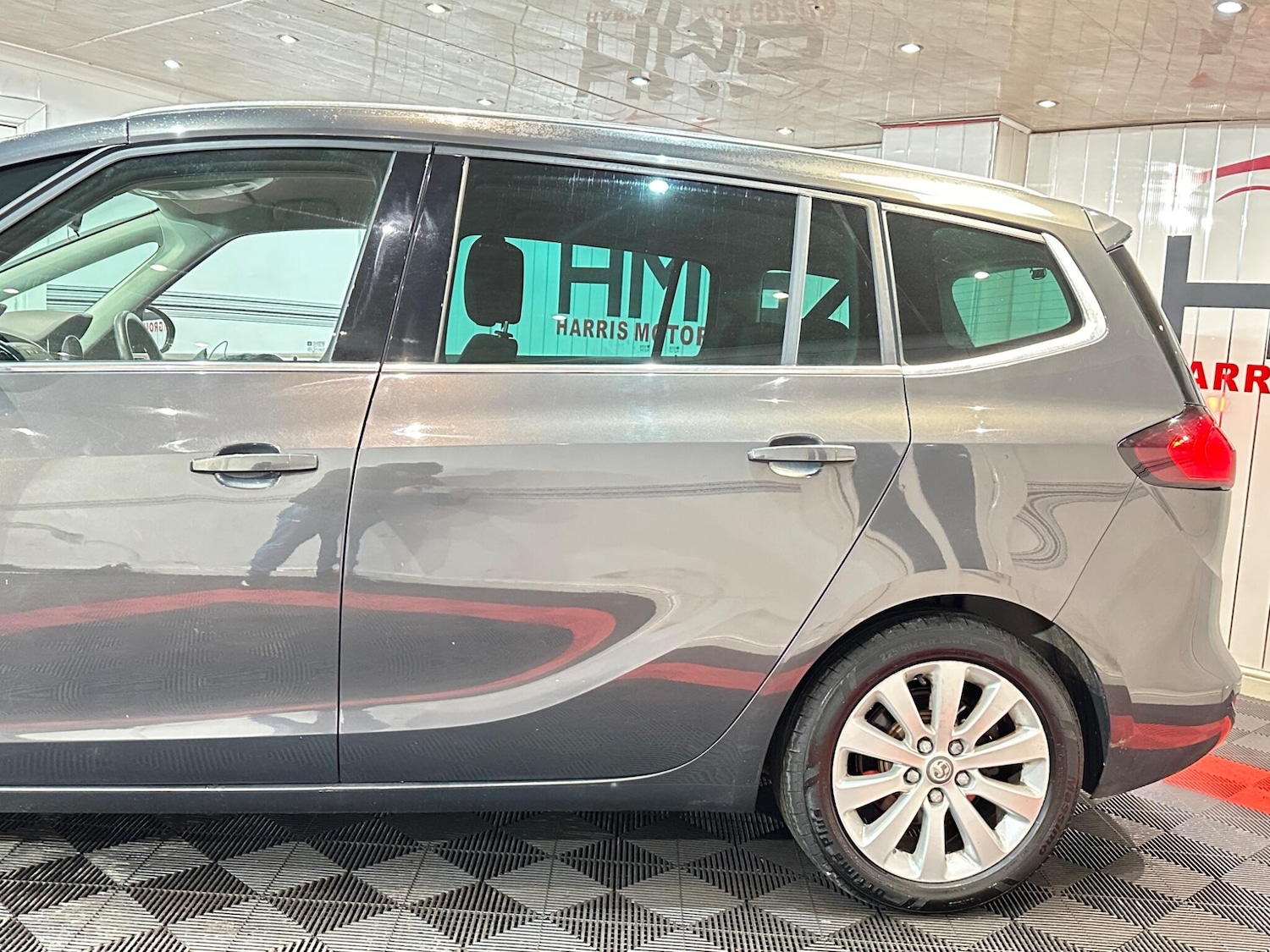 Used Vauxhall Zafira Tourer for sale - 77611913: Photo 46