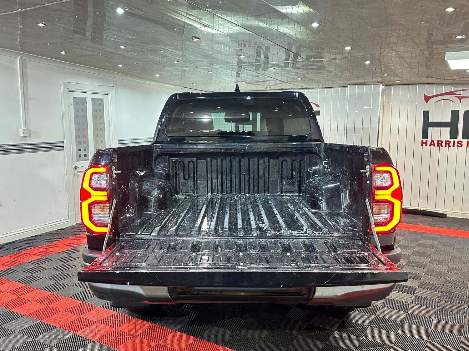 Used Toyota Hilux 2022 for sale - 77424535: Photo 24