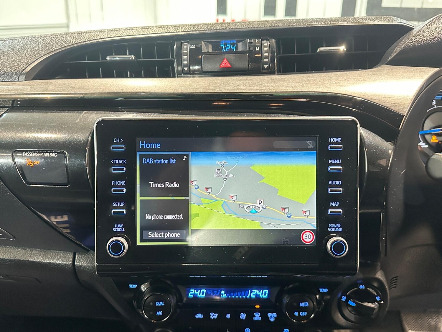 Used Toyota Hilux 2022 for sale - 77424535: Photo 34