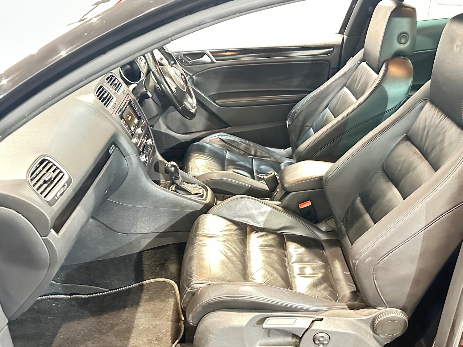 Used Volkswagen Golf 2009 for sale - 77109405: Photo 23