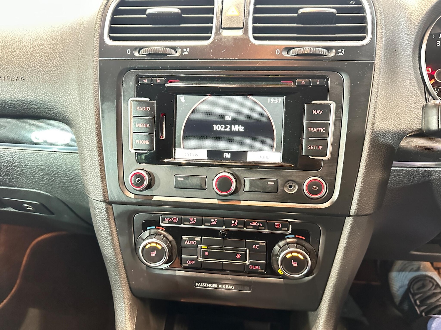 Used Volkswagen Golf 2009 for sale - 77109405: Photo 30