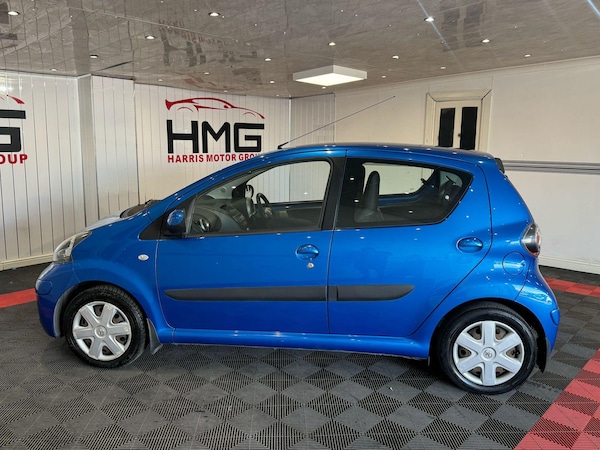 Used Toyota AYGO 2010 for sale - 75377899: Photo 9