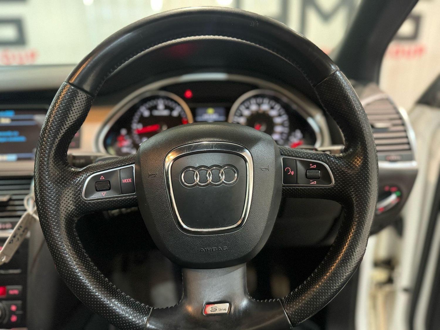 Used Audi Q7 2011 for sale - 77637906: Photo 28