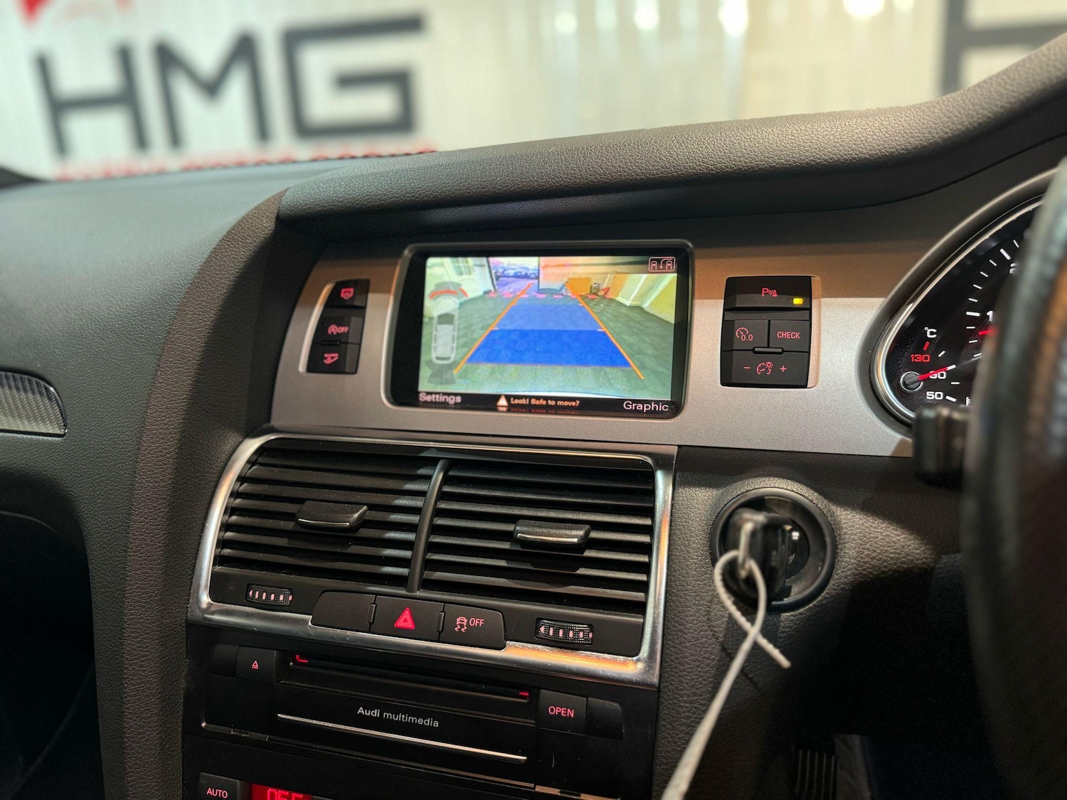 Used Audi Q7 2011 for sale - 77637906: Photo 30