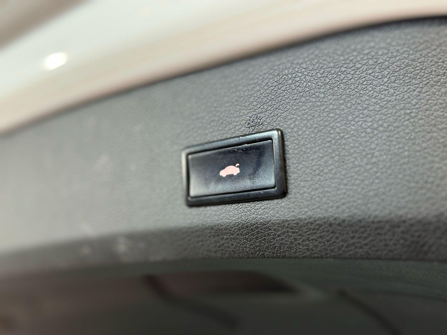 Used Audi Q7 2011 for sale - 77637906: Photo 31