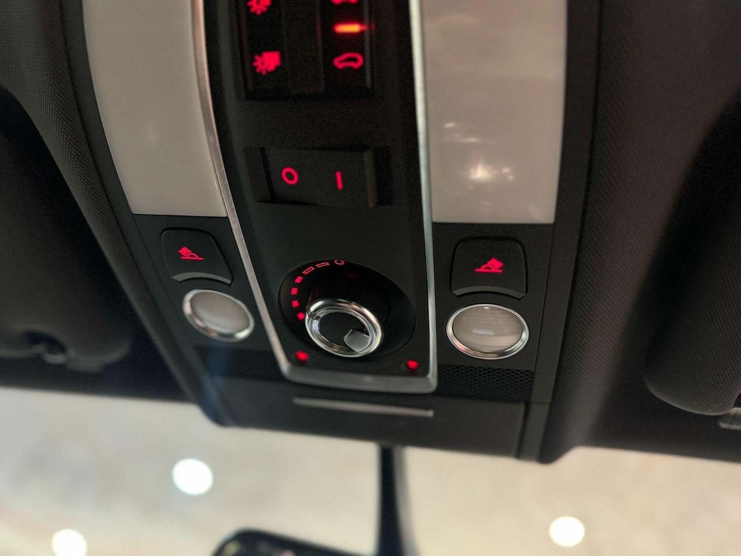 Used Audi Q7 2011 for sale - 77637906: Photo 33