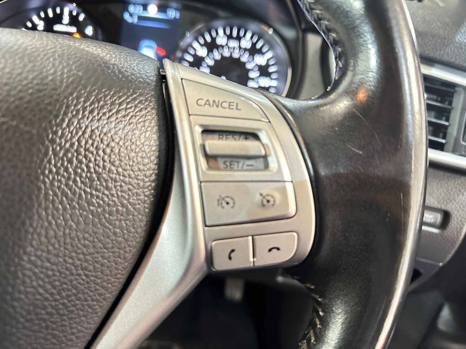 Used Nissan Qashqai for sale - 76727586: Photo 28