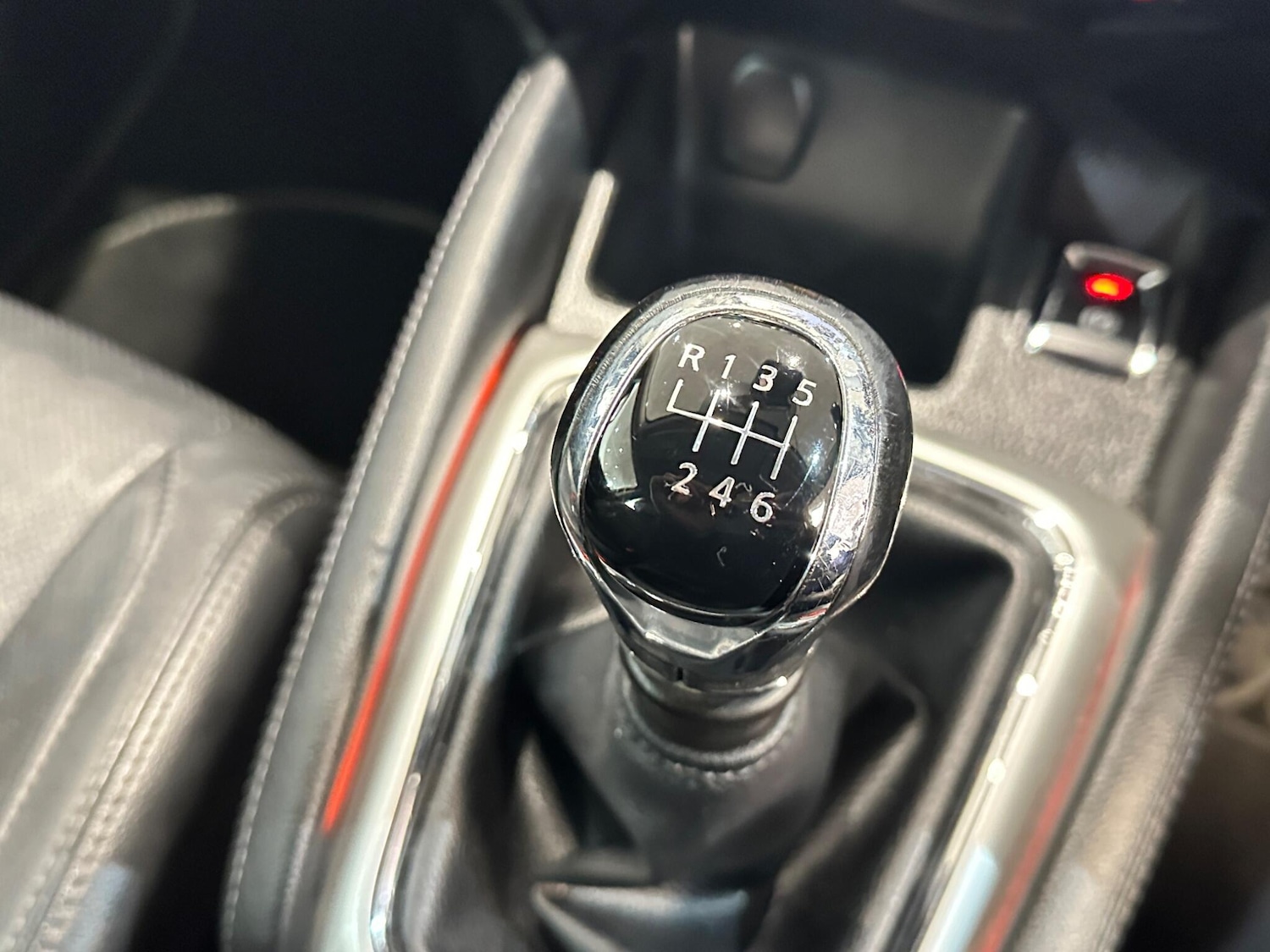 Used Nissan Qashqai for sale - 76727586: Photo 32