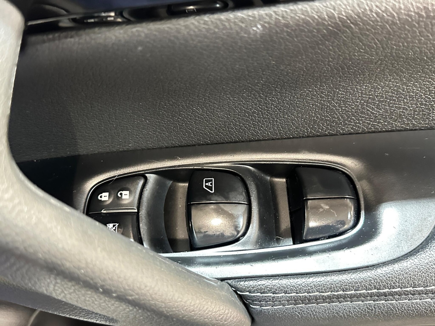 Used Nissan Qashqai for sale - 76727586: Photo 38