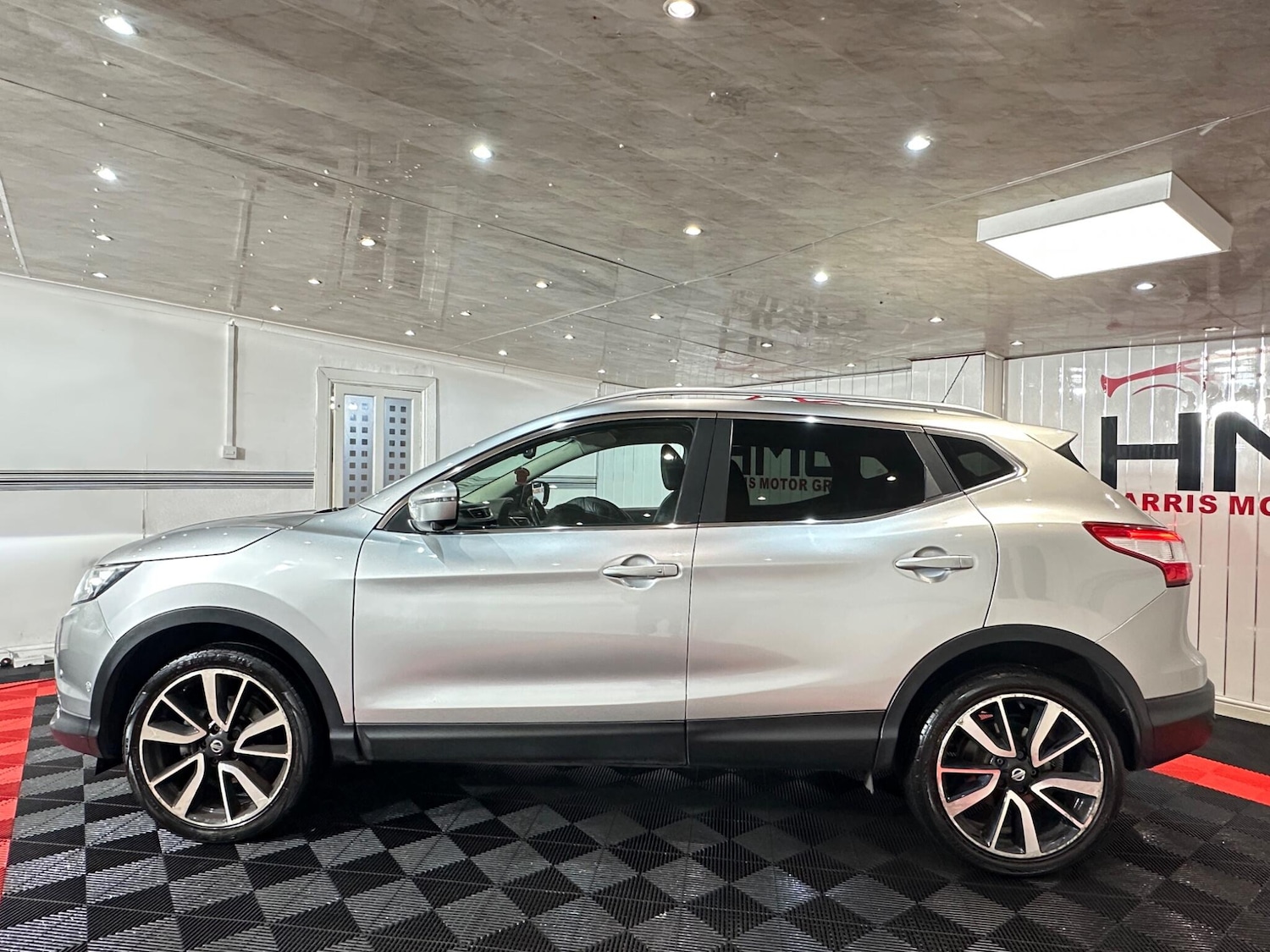 Used Nissan Qashqai for sale - 76727586: Photo 9