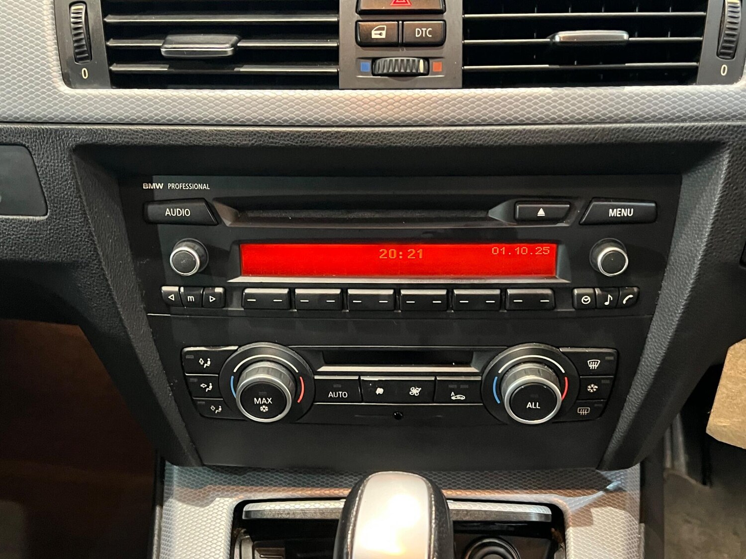 Used BMW 3 Series 2010 for sale - 76175051: Photo 39