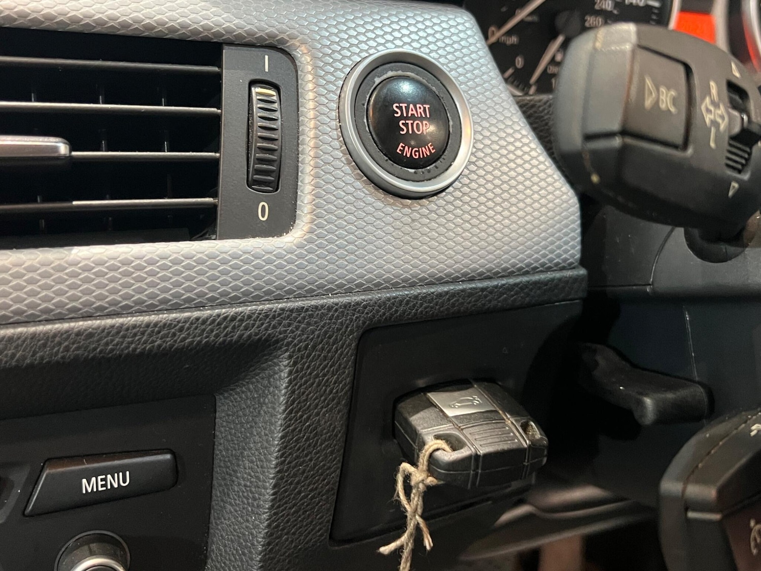 Used BMW 3 Series 2010 for sale - 76175051: Photo 42