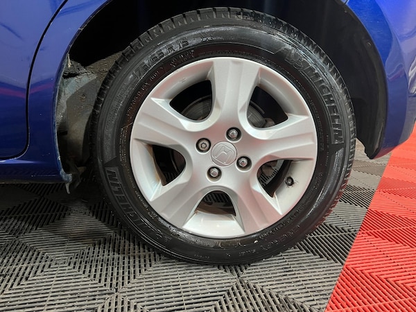 Used Honda Jazz 2009 for sale - 76189460: Photo 28