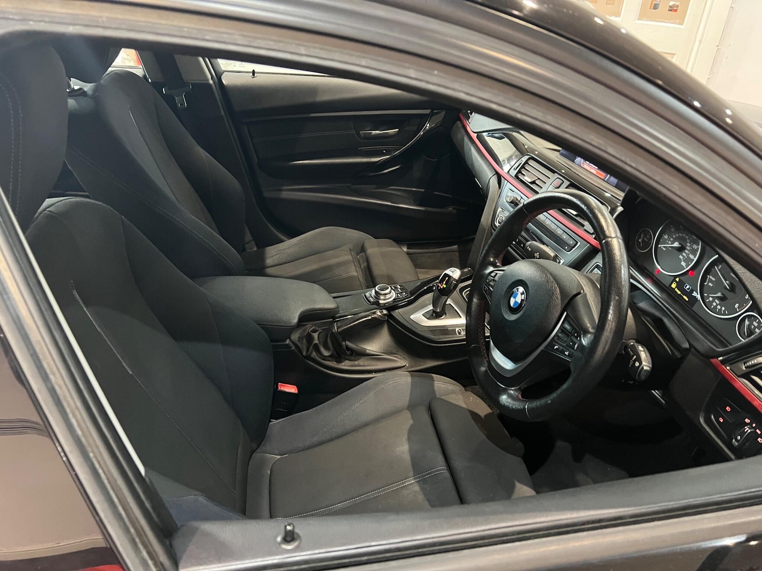 Used BMW 3 Series 2014 for sale - 76094329: Photo 11