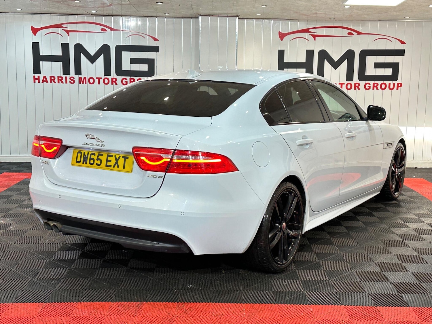 Used Jaguar XE 2016 for sale - 77425372: Photo 17