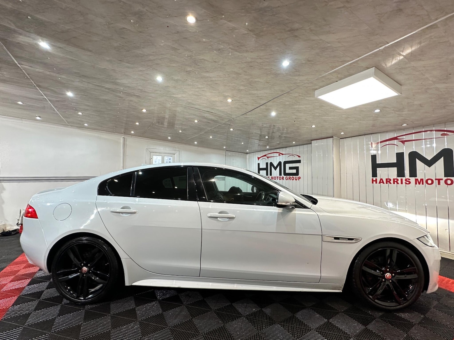 Used Jaguar XE 2016 for sale - 77425372: Photo 18