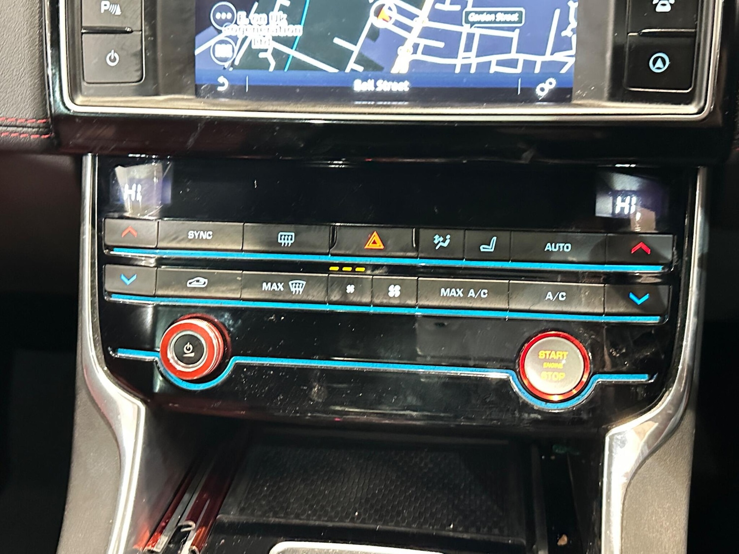 Used Jaguar XE 2016 for sale - 77425372: Photo 35