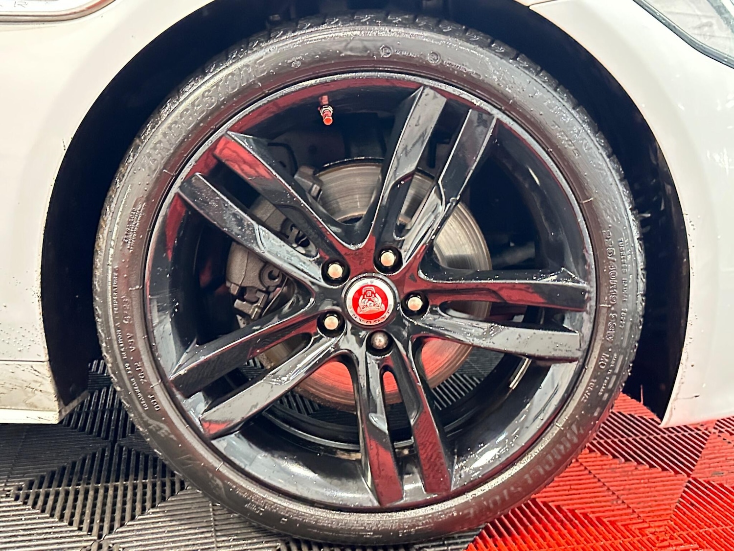 Used Jaguar XE 2016 for sale - 77425372: Photo 44