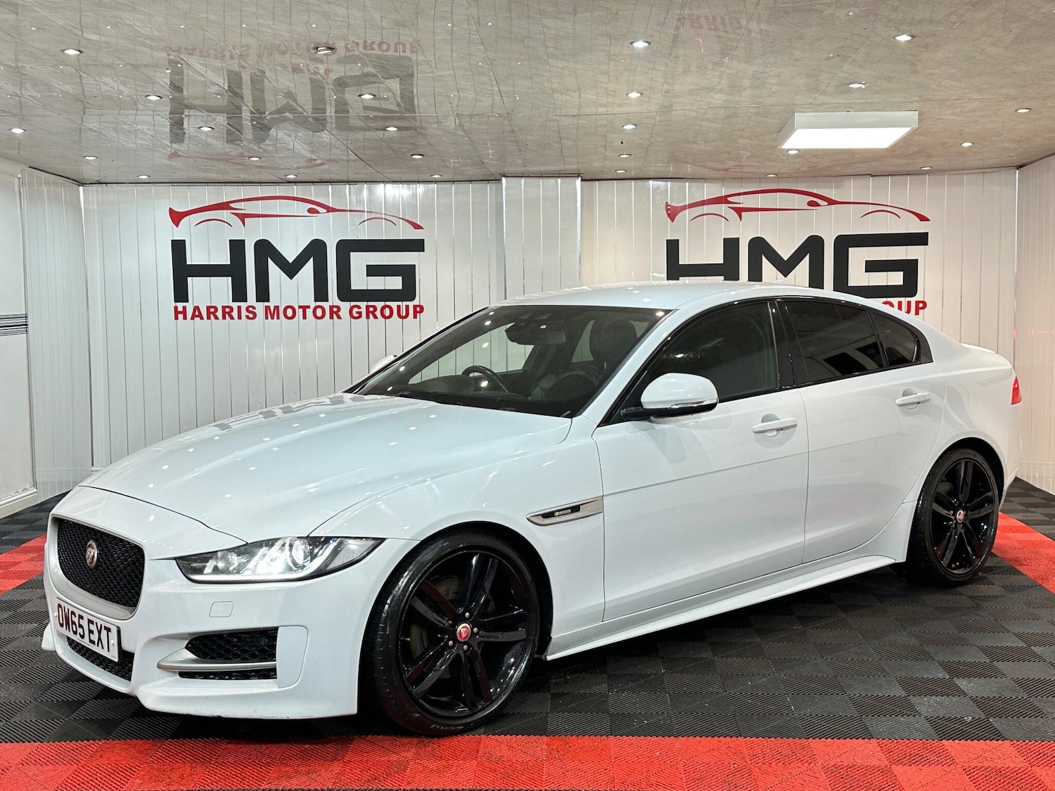 Used Jaguar XE 2016 for sale - 77425372: Photo 9