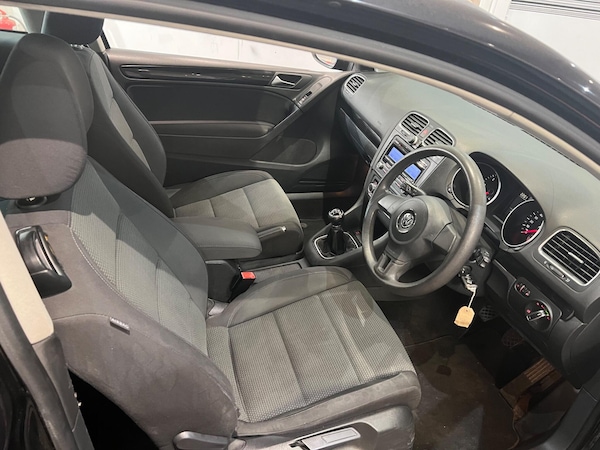 Used Volkswagen Golf 2010 for sale - 76099087: Photo 11