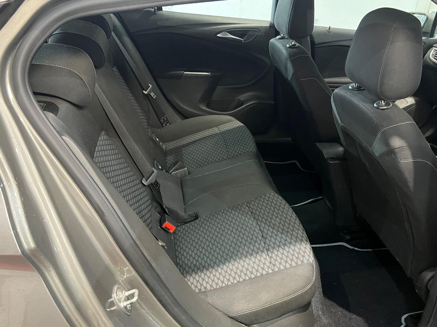 Used Vauxhall Astra 2016 for sale - 77162816: Photo 18