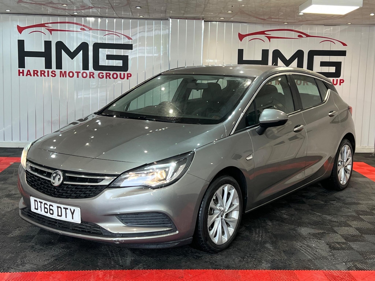 Used Vauxhall Astra 2016 for sale - 77162816: Photo 31
