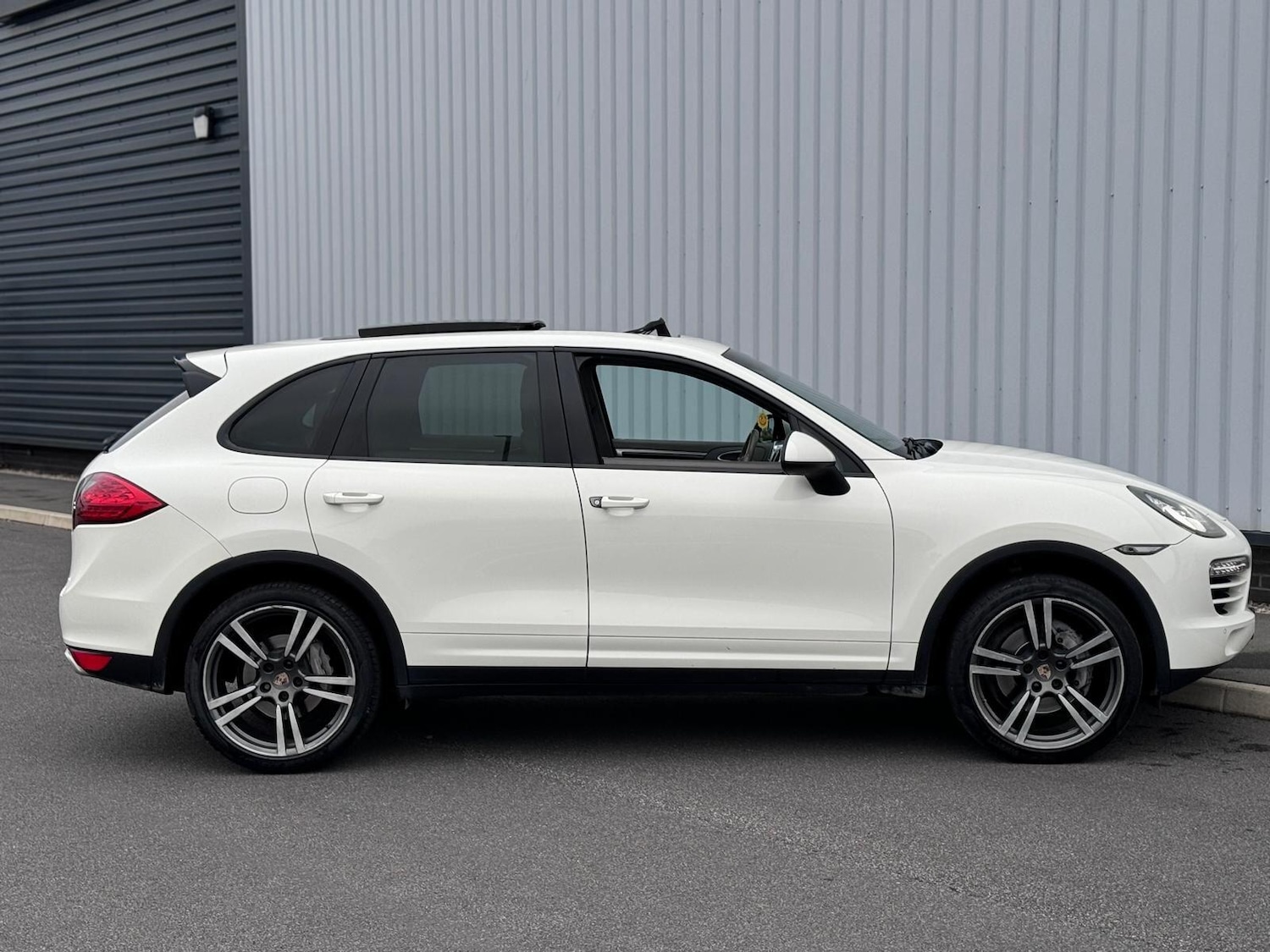 Used Porsche Cayenne for sale - 76759503: Photo 14