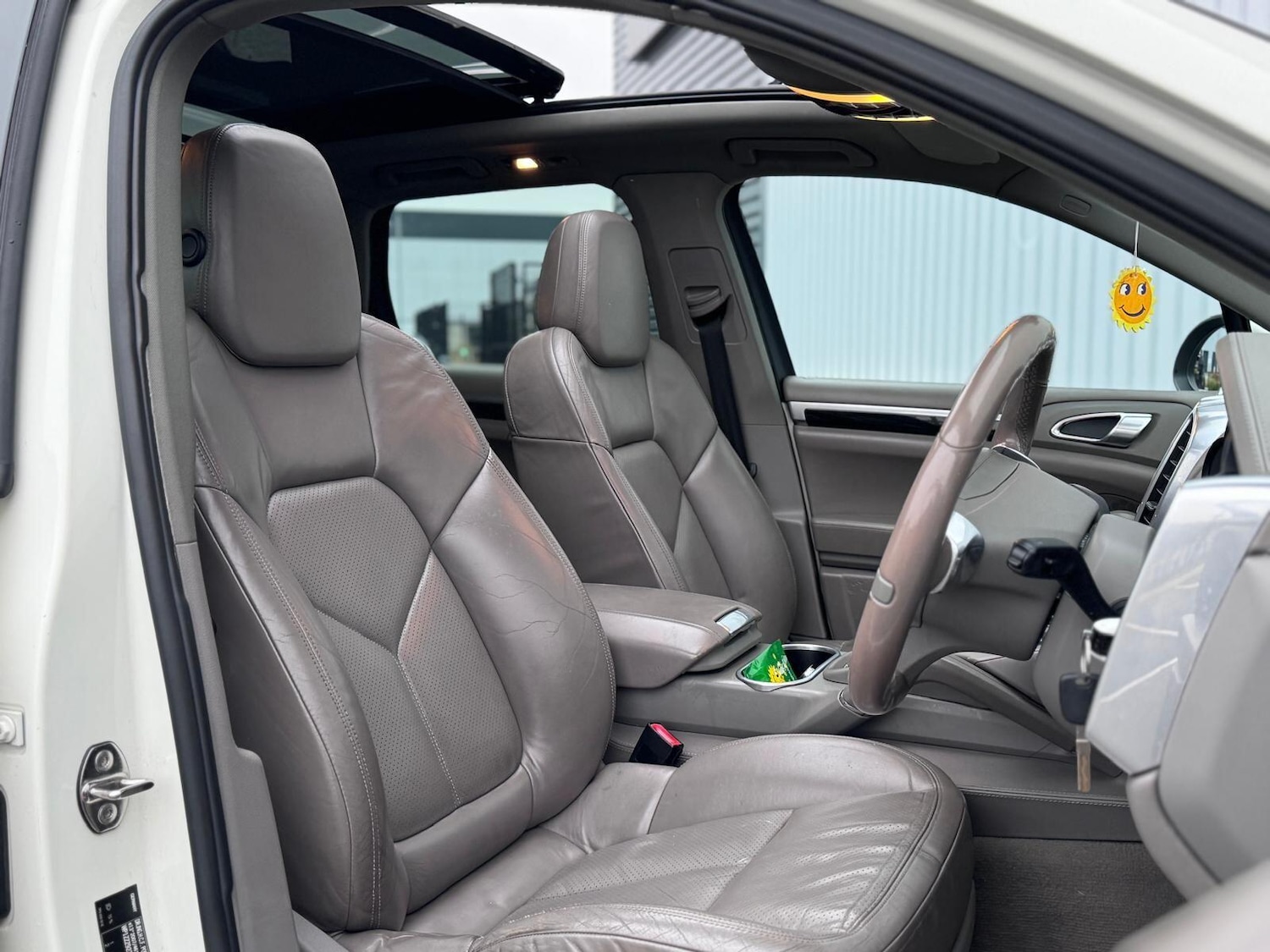 Used Porsche Cayenne for sale - 76759503: Photo 16