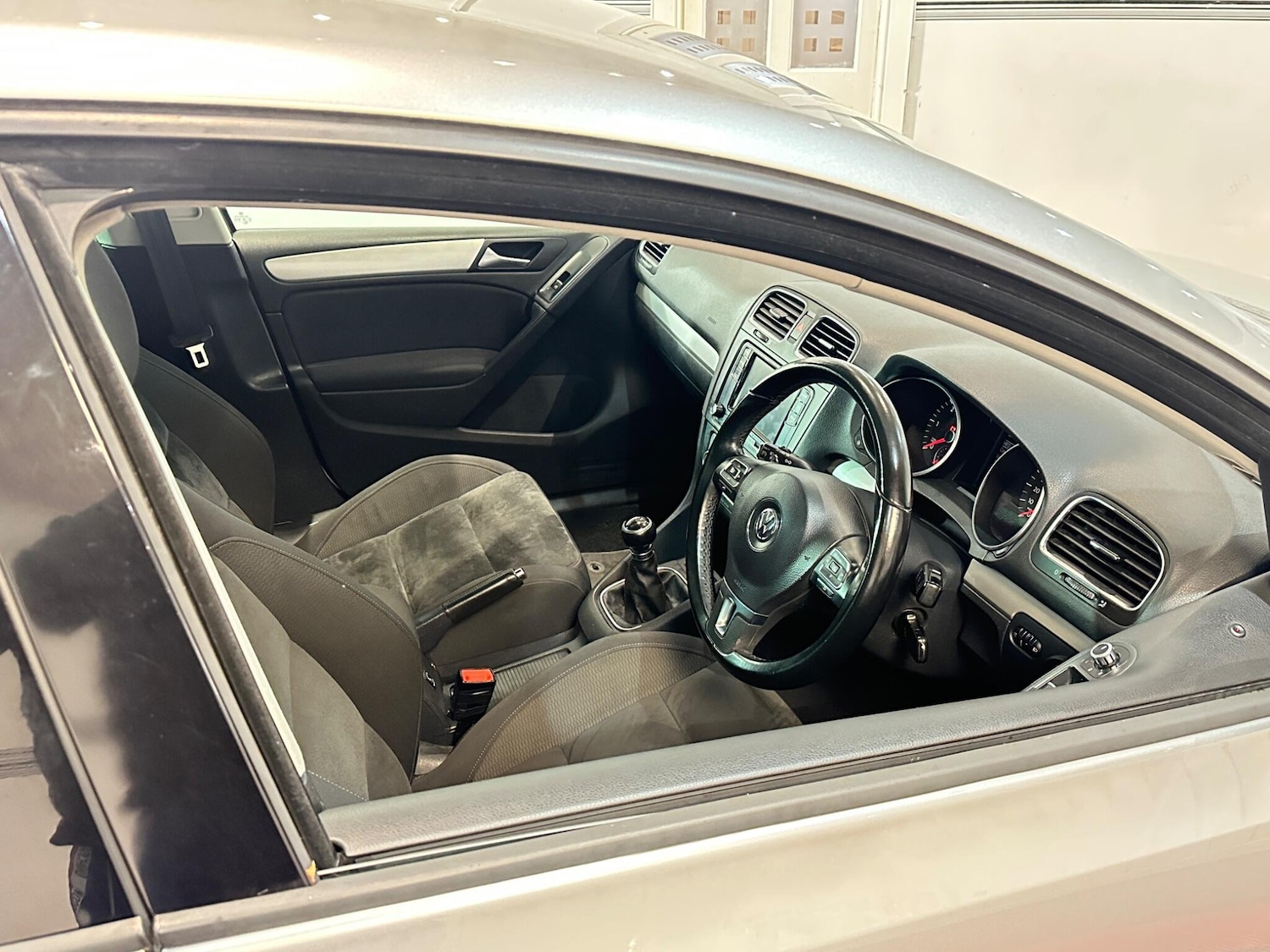 Used Volkswagen Golf 2009 for sale - 76667021: Photo 16