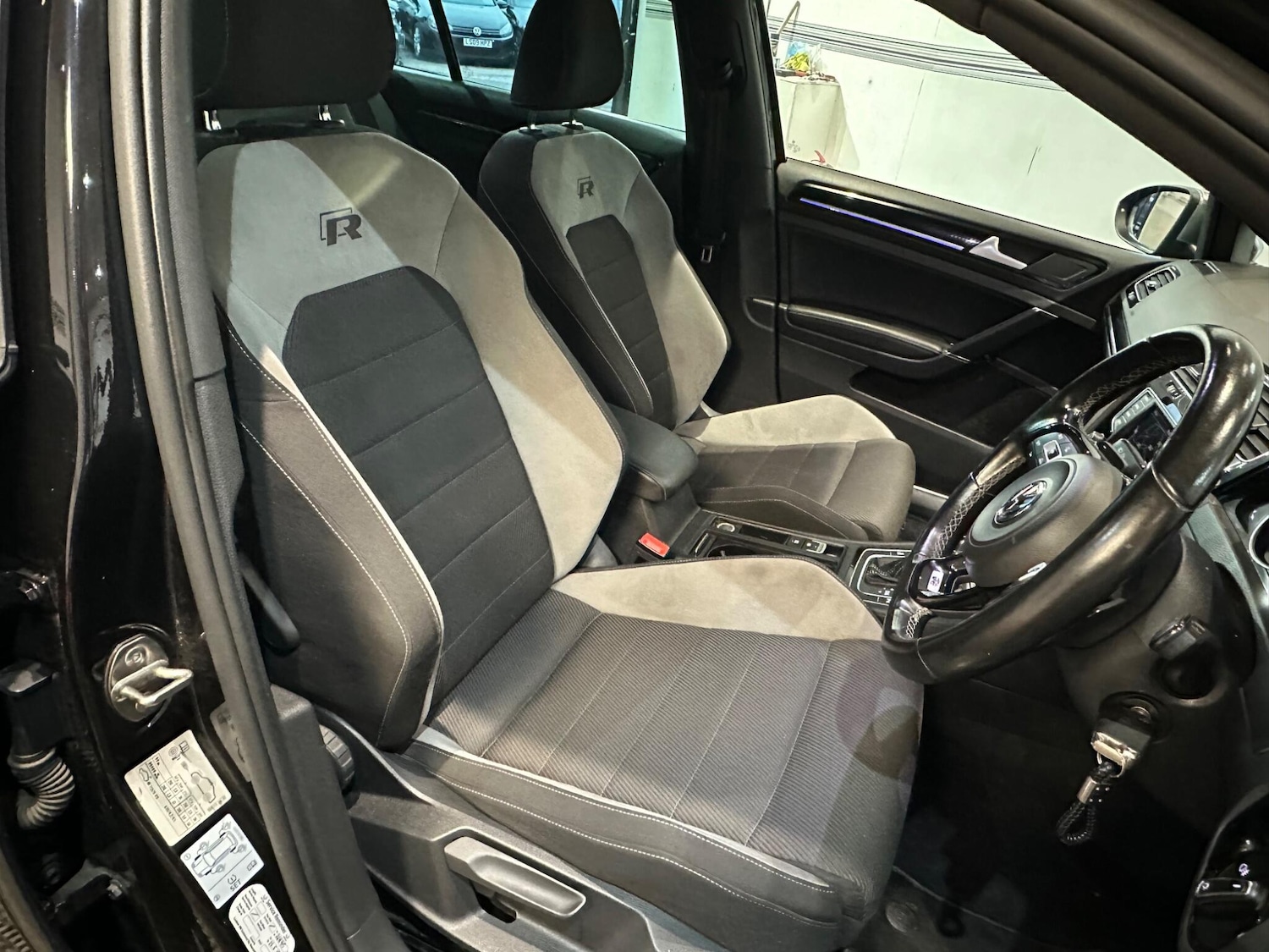 Used Volkswagen Golf 2016 for sale - 76318101: Photo 12