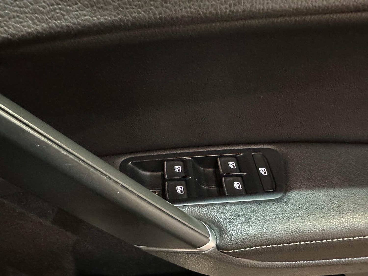 Used Volkswagen Golf 2016 for sale - 76318101: Photo 27