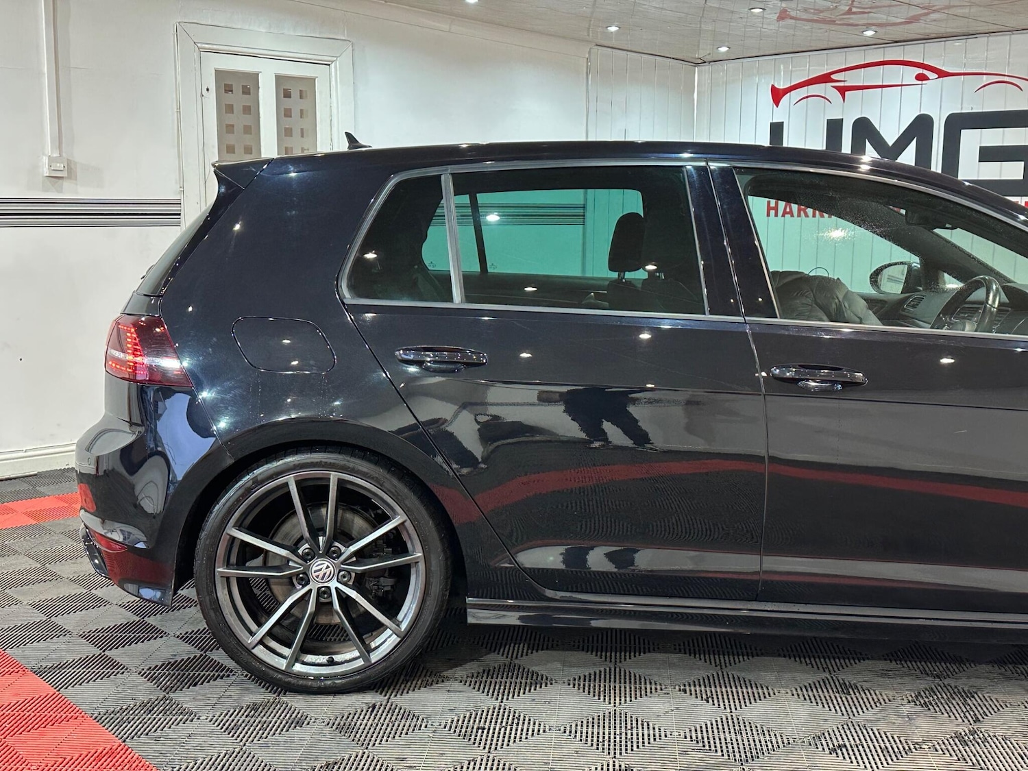 Used Volkswagen Golf 2016 for sale - 76318101: Photo 35