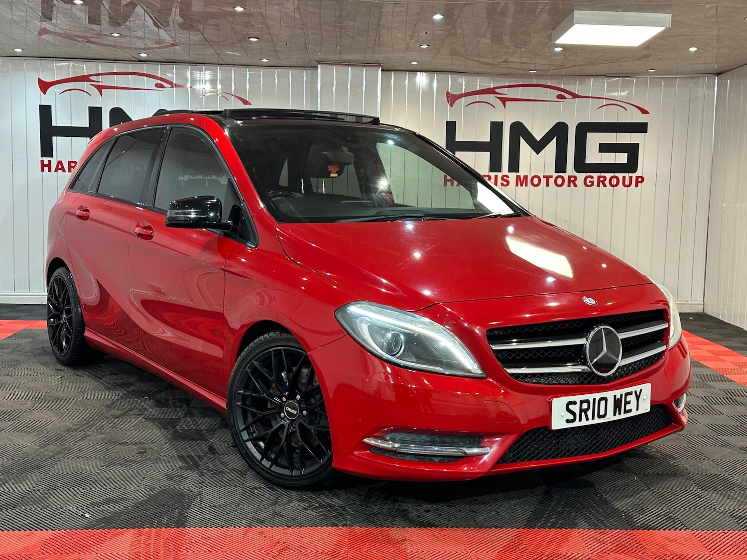 Used Mercedes-Benz B Class 2014 for sale - 76512649: Photo 1