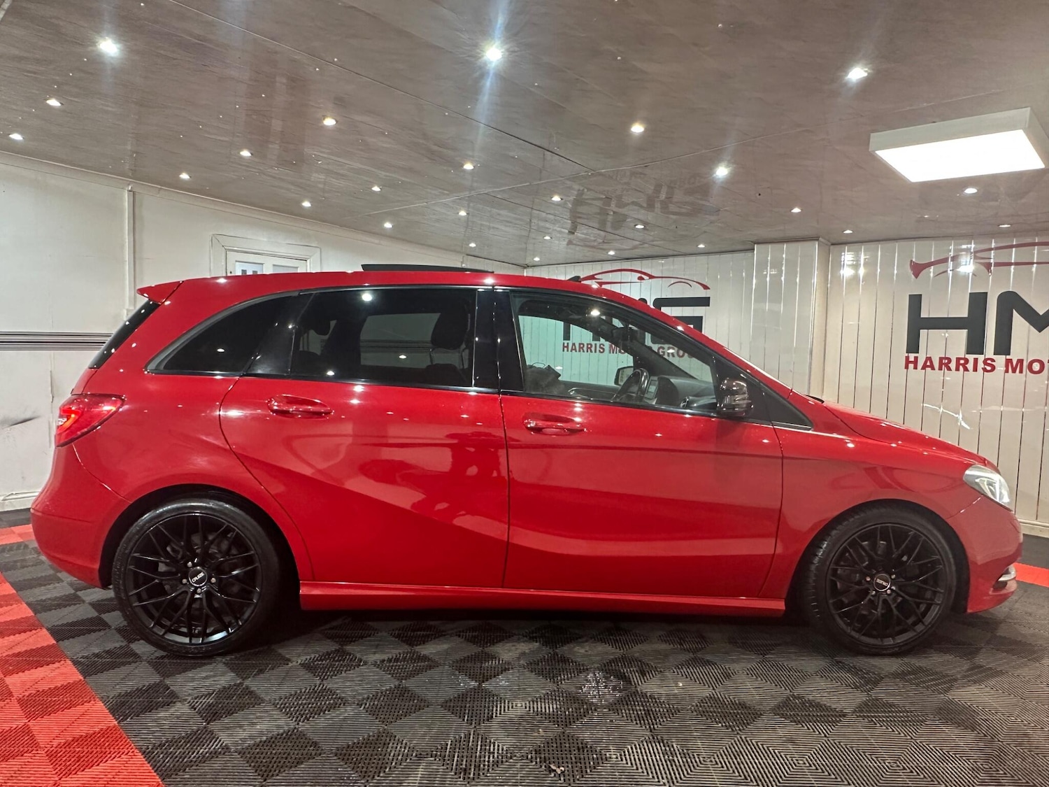 Used Mercedes-Benz B Class 2014 for sale - 76512649: Photo 15