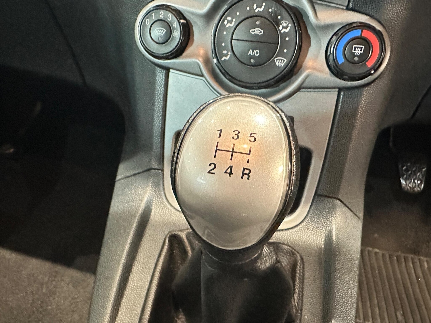 Used Ford Fiesta 2009 for sale - 77550315: Photo 24