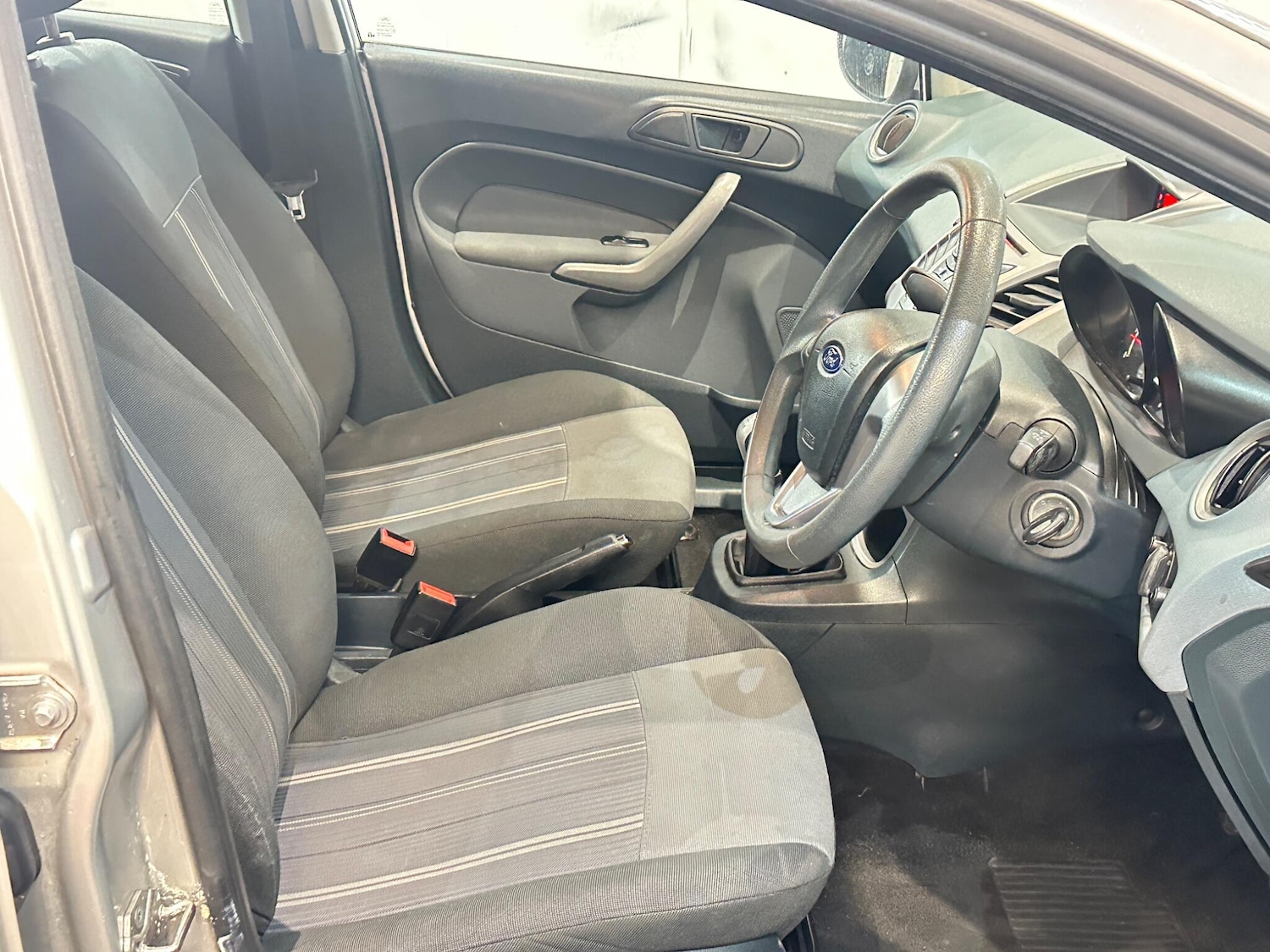 Used Ford Fiesta 2009 for sale - 77550315: Photo 27
