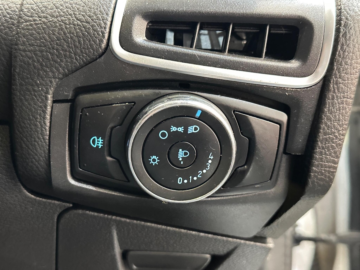 Used Ford Focus 2012 for sale - 77424853: Photo 34