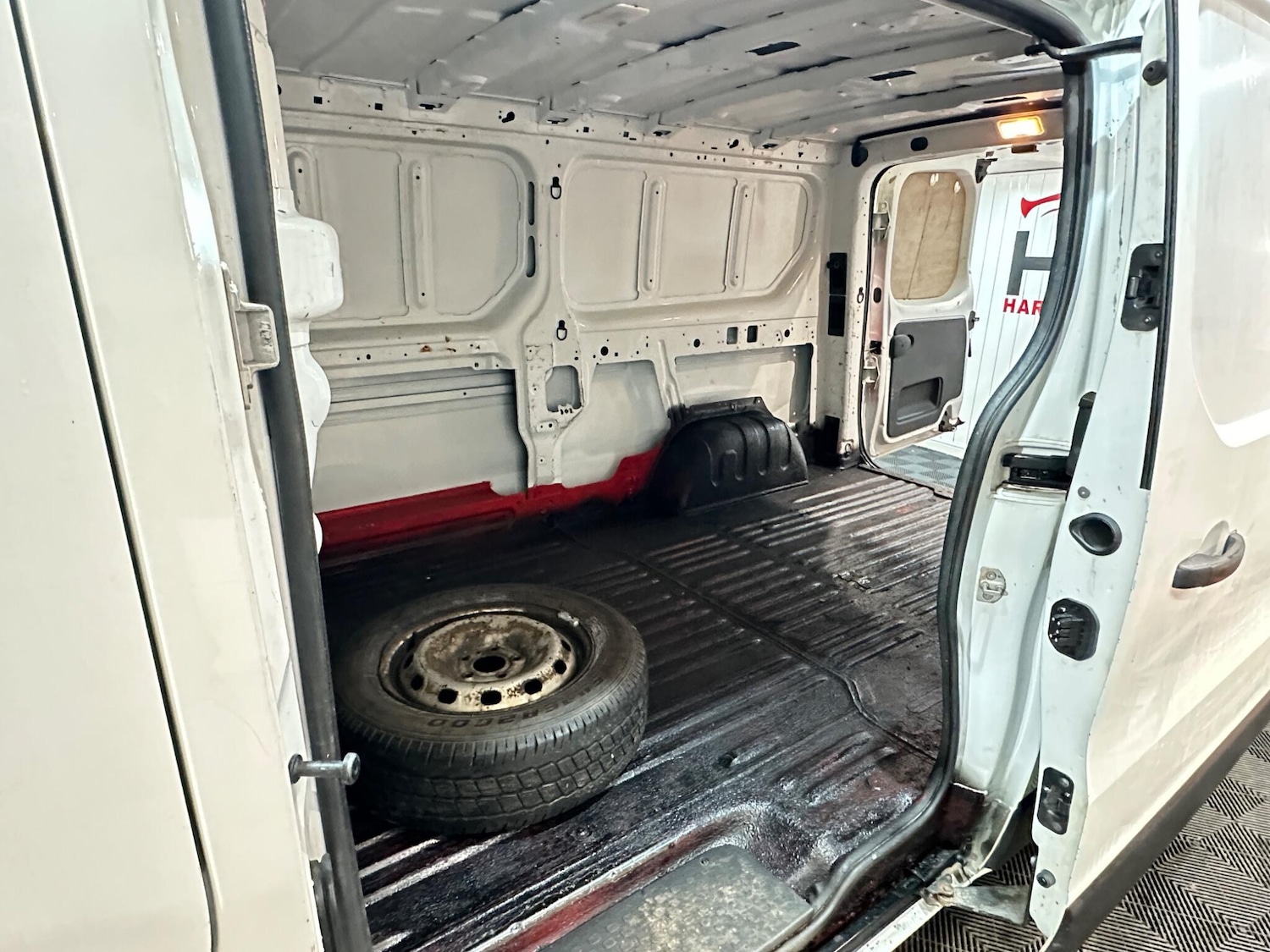 Used Vauxhall Vivaro 2015 for sale - 76512225: Photo 22