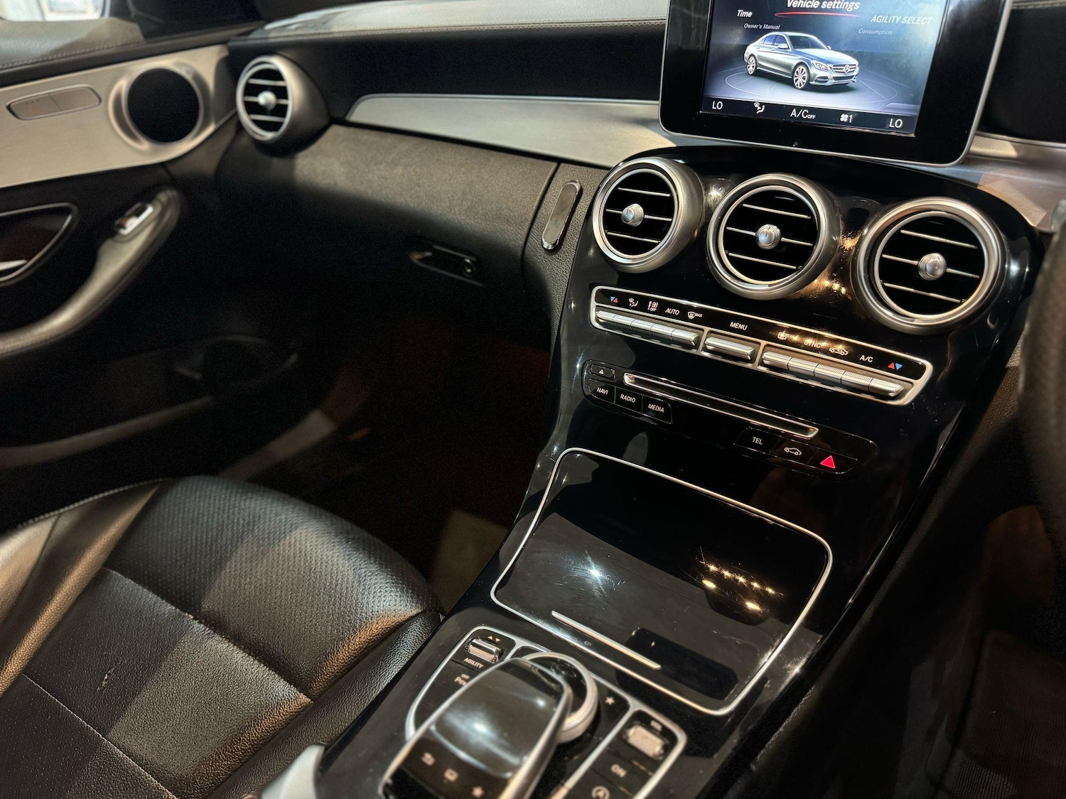 Used Mercedes-Benz C Class 2014 for sale - 76802396: Photo 28