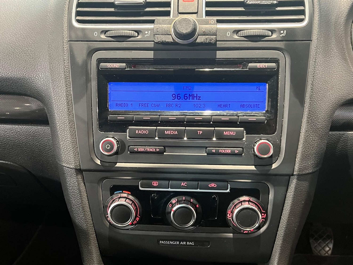 Used Volkswagen Golf 2010 for sale - 76620154: Photo 15