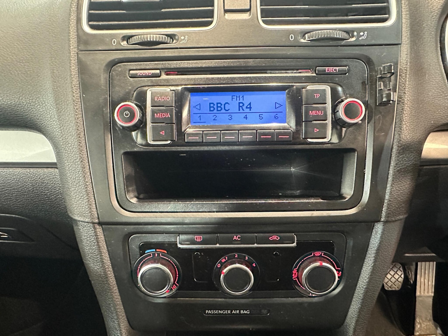 Used Volkswagen Golf 2011 for sale - 76855888: Photo 27