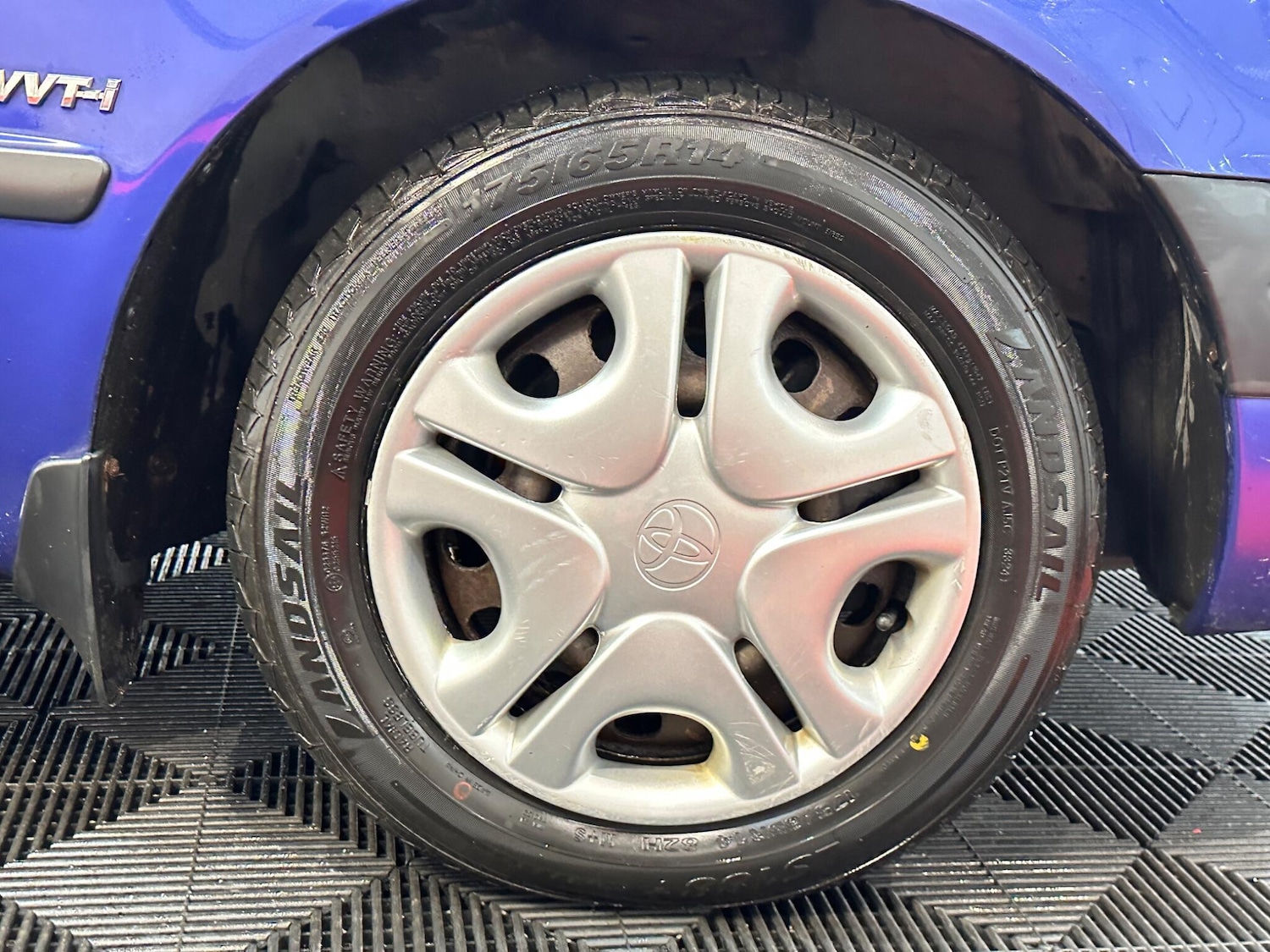 Used Toyota Corolla 2001 for sale - 76942588: Photo 35