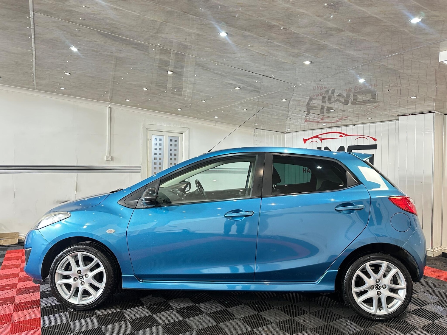 Used Mazda Mazda2 2013 for sale - 77909403: Photo 7