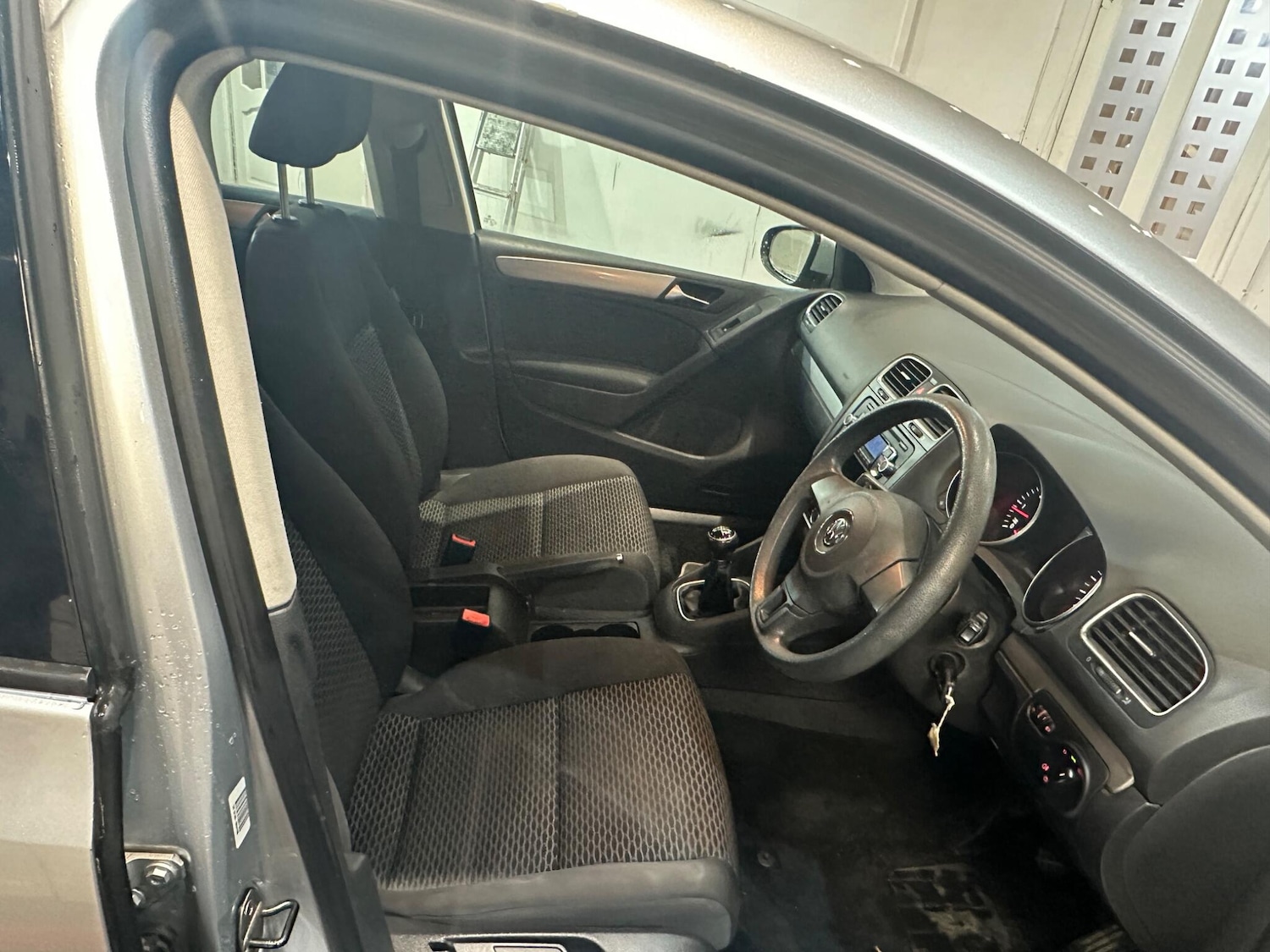 Used Volkswagen Golf 2010 for sale - 76512550: Photo 17