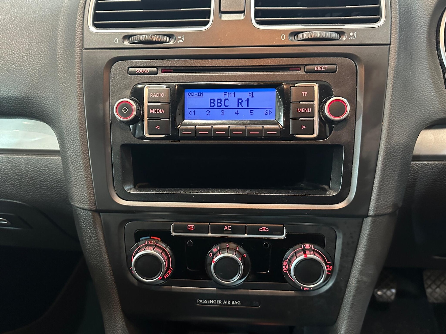 Used Volkswagen Golf 2010 for sale - 76512550: Photo 25