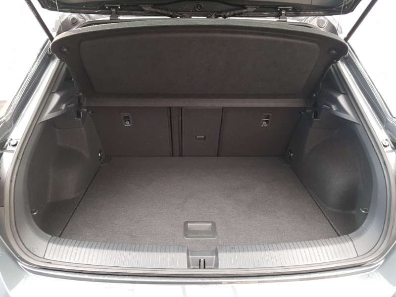 Used Volkswagen T-Roc 2025 for sale - 77028823: Photo 8