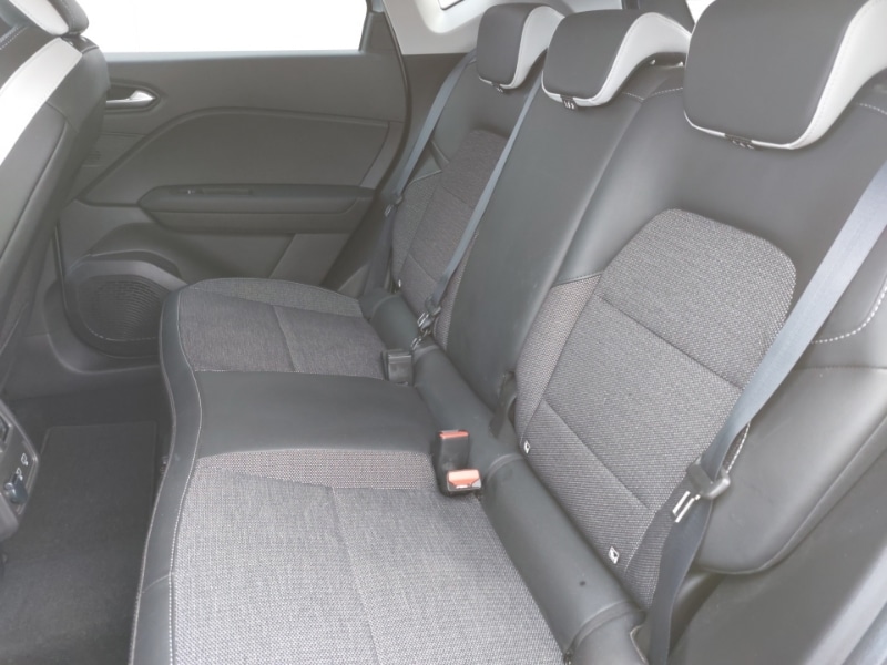 Used Renault Captur 2023 for sale - 78080216: Photo 6